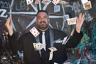 magia-caceres-mago-caceres-oscar-pascual-mago-oscar-mago-cacereno-ilusionista-caceres-optimizada